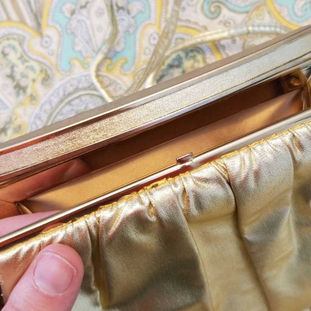 Vintage Gold Fabric Shoulder or Clutch Evening Bag - Picture 4 of 5